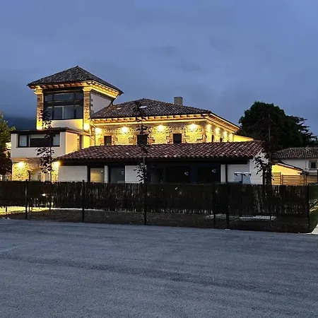 컨트리하우스 Casonas De Don Pedro *